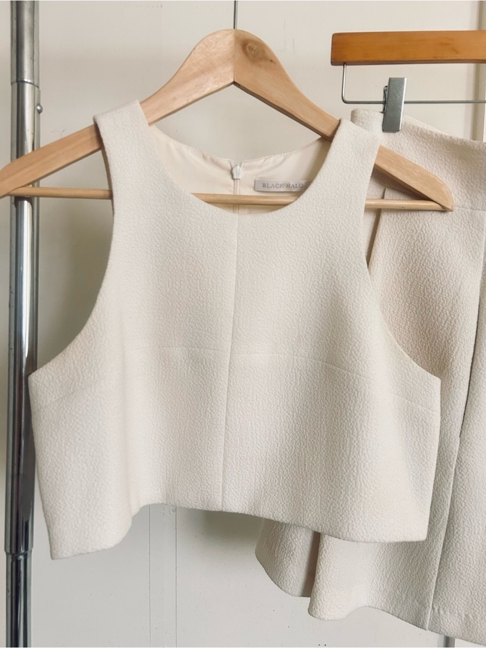 Black Halo Cream Textured A-Line Skirt - Picture 3 of 10